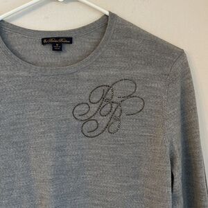 Brooks Brothers Women 100% merino wool logo gray knit sweater lightweight medium